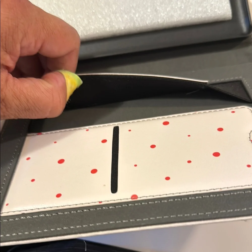 Polka Dot eBook Reader Cover - White and Red fits gen 11 kindle
